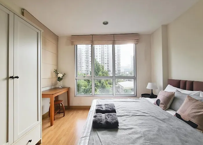 Opal * Bangkok