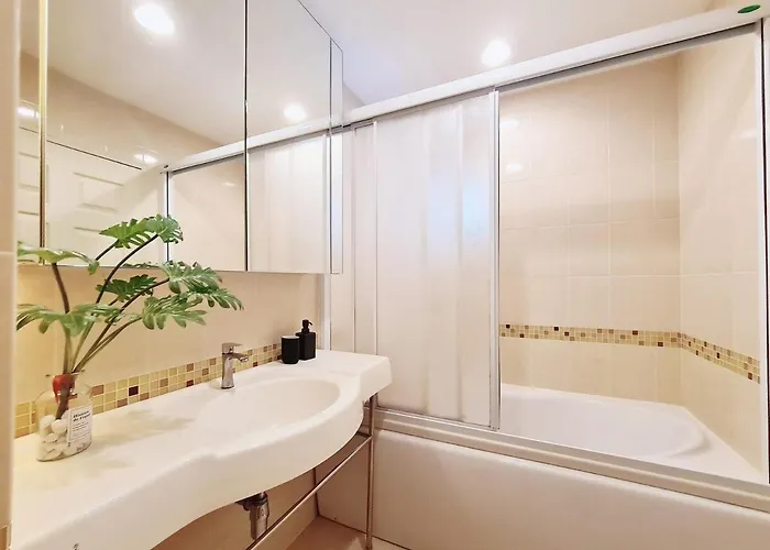 Opal Apartment *
